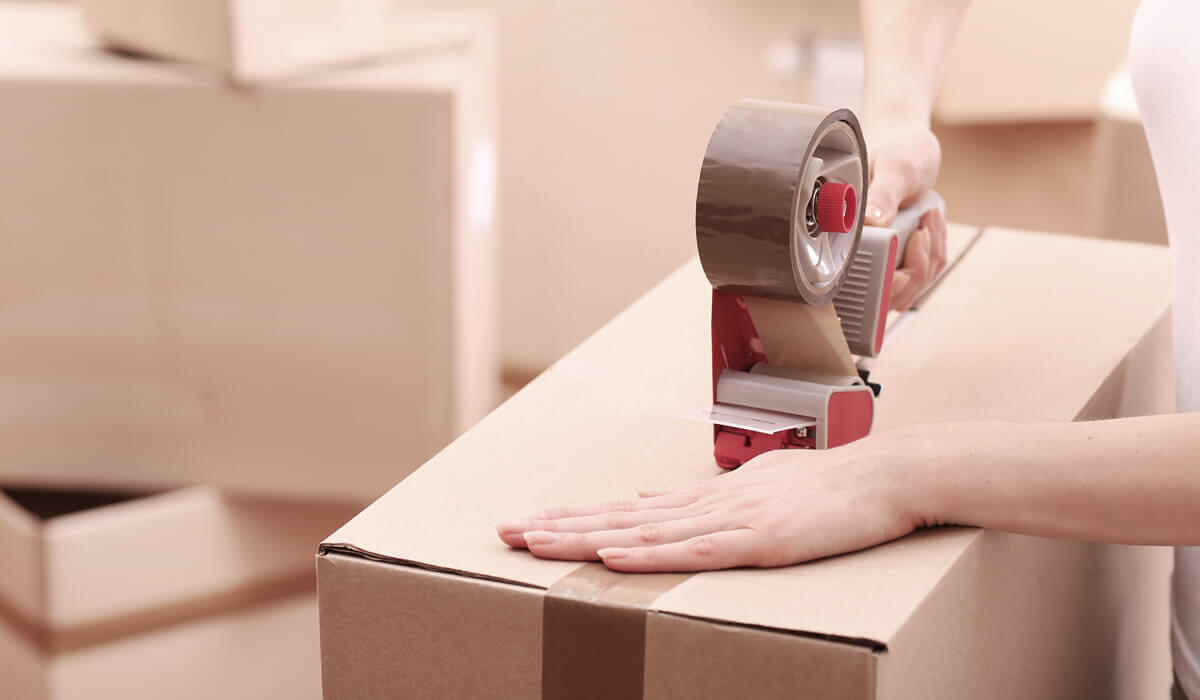 Estado compañero Persona especial Cómo cerrar cajas de cartón de manera eficaz | Comercial Avilés