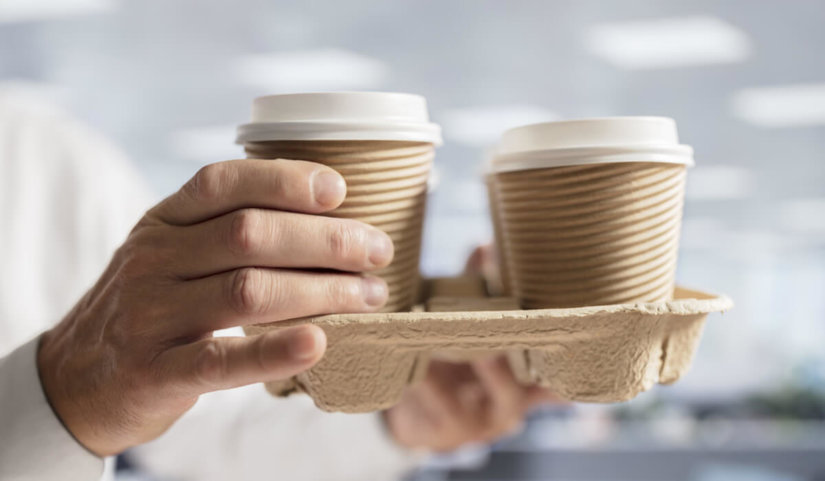 Diseño y sostenibilidad: el packaging de café para llevar